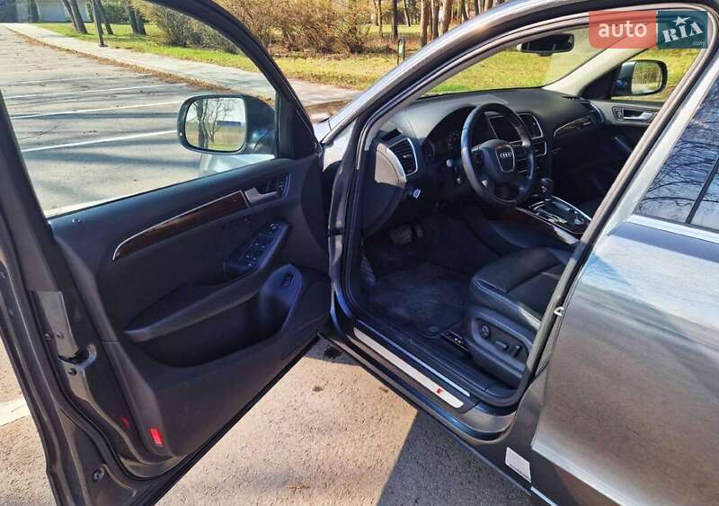 Внедорожник / Кроссовер Audi Q5 2013 в Львове