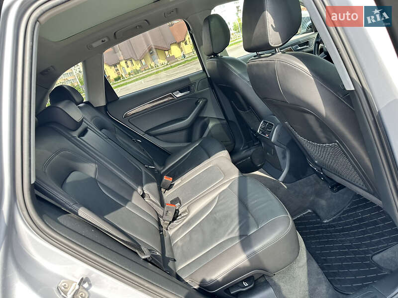 Внедорожник / Кроссовер Audi Q5 2015 в Ивано-Франковске