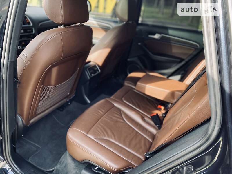 Внедорожник / Кроссовер Audi Q5 2015 в Буче