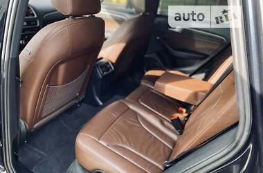 Внедорожник / Кроссовер Audi Q5 2015 в 