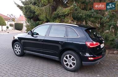 Внедорожник / Кроссовер Audi Q5 2012 в 