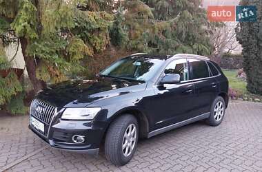 Внедорожник / Кроссовер Audi Q5 2012 в Черновцах