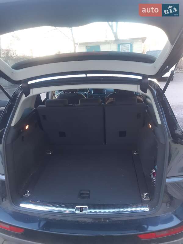 Внедорожник / Кроссовер Audi Q5 2012 в Черновцах