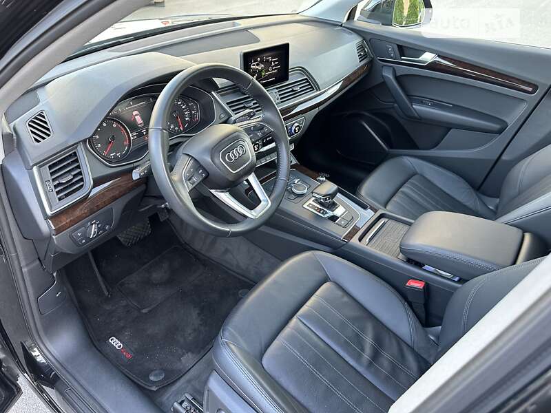 Внедорожник / Кроссовер Audi Q5 2019 в Днепре