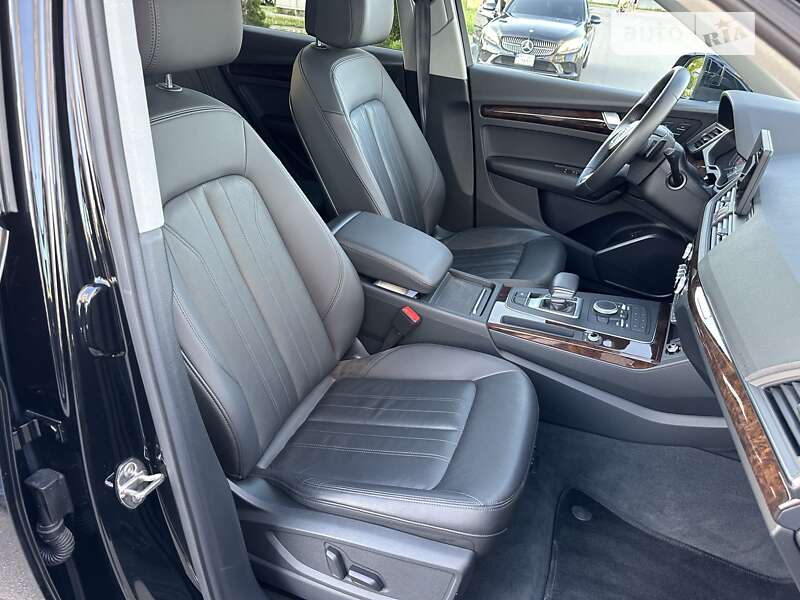 Внедорожник / Кроссовер Audi Q5 2019 в Днепре