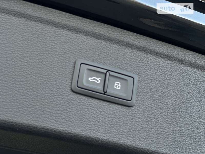 Внедорожник / Кроссовер Audi Q5 2019 в Днепре