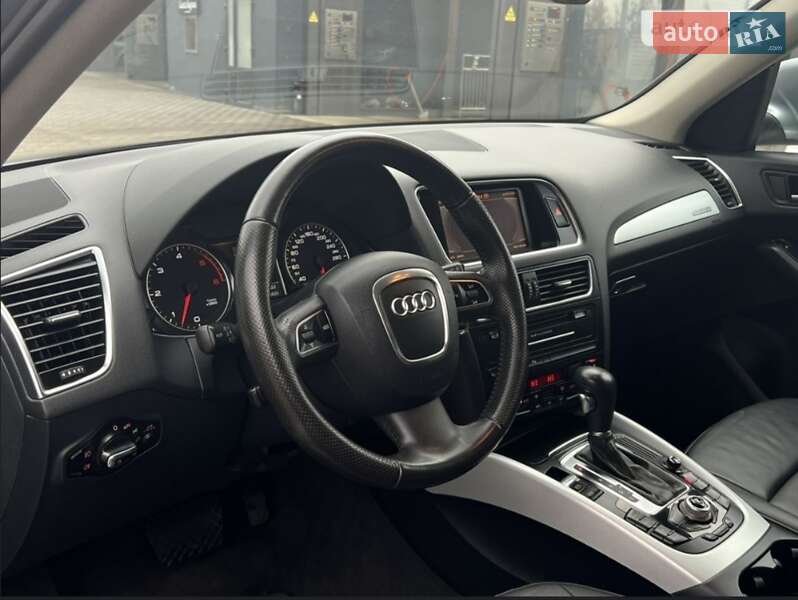 Внедорожник / Кроссовер Audi Q5 2010 в Лубнах фото 13 Внедорожник / Кроссовер Audi Q5 2010 в Лубнах