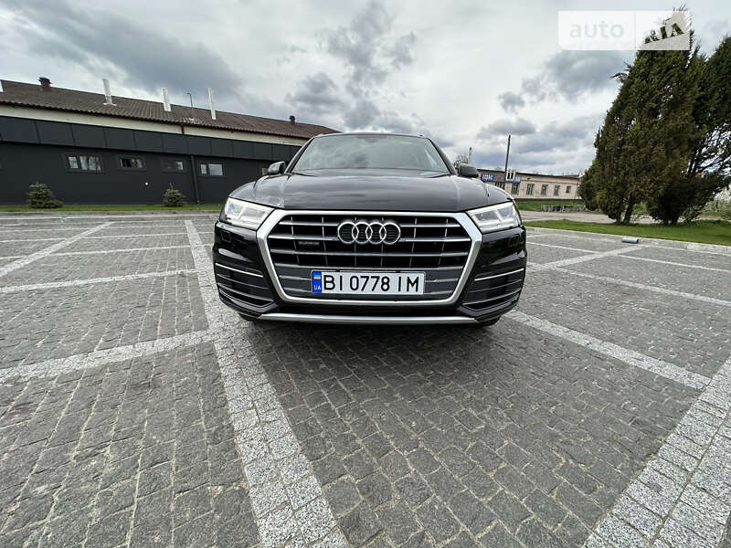 Внедорожник / Кроссовер Audi Q5 2017 в Киеве