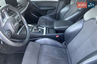 Внедорожник / Кроссовер Audi Q5 2018 в 