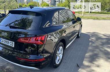 Внедорожник / Кроссовер Audi Q5 2017 в Черкассах