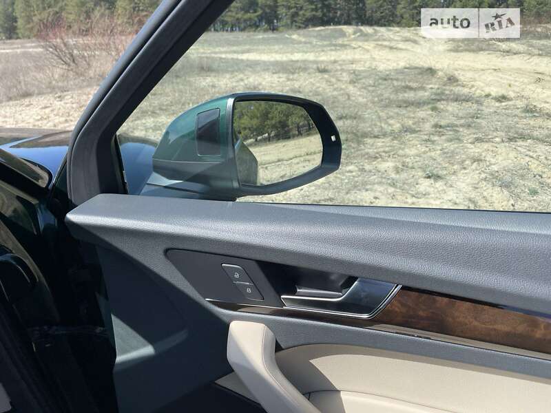 Внедорожник / Кроссовер Audi Q5 2018 в Днепре