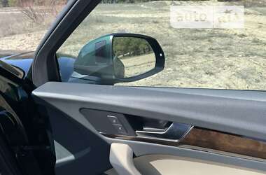 Внедорожник / Кроссовер Audi Q5 2018 в 