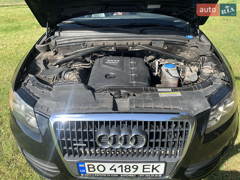 Внедорожник / Кроссовер Audi Q5 2011 в Тернополе