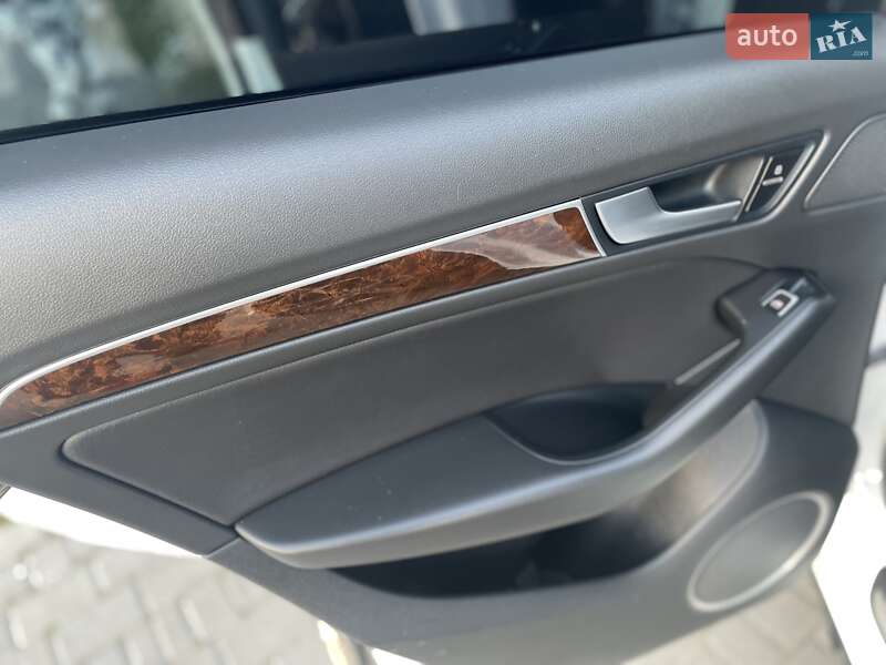 Внедорожник / Кроссовер Audi Q5 2015 в Хмельницком