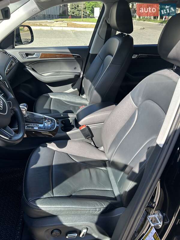 Позашляховик / Кросовер Audi Q5 2016 в Харкові