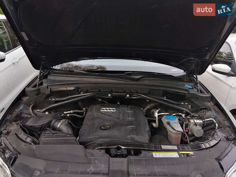 Внедорожник / Кроссовер Audi Q5 2015 в Киеве