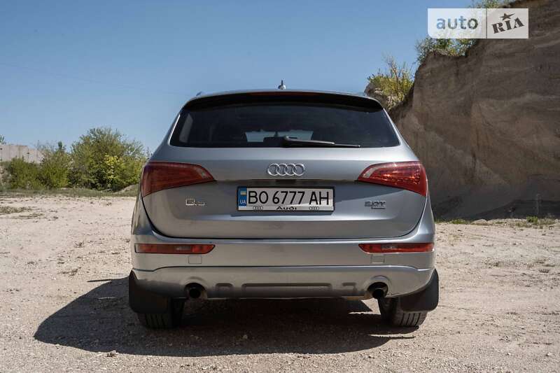 Позашляховик / Кросовер Audi Q5 2011 в Тернополі