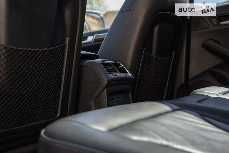 Позашляховик / Кросовер Audi Q5 2011 в Тернополі