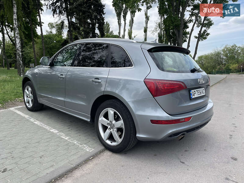 Позашляховик / Кросовер Audi Q5 2011 в Запоріжжі
