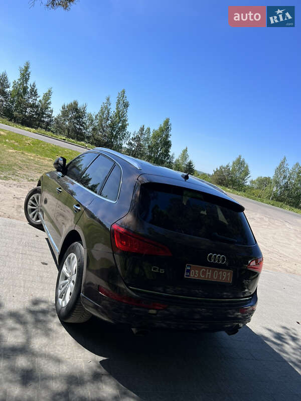 Внедорожник / Кроссовер Audi Q5 2015 в Владимире