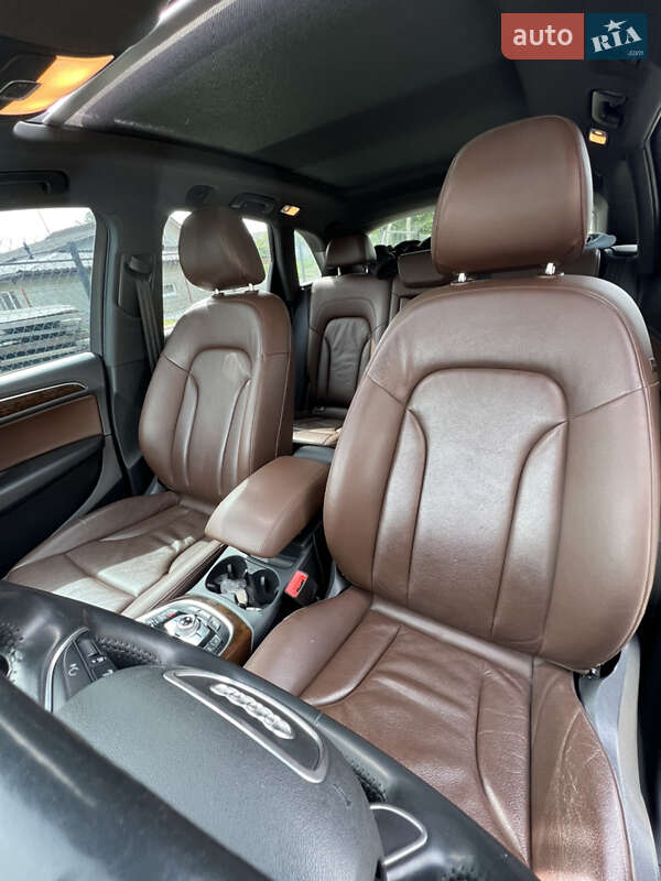 Внедорожник / Кроссовер Audi Q5 2015 в Владимире