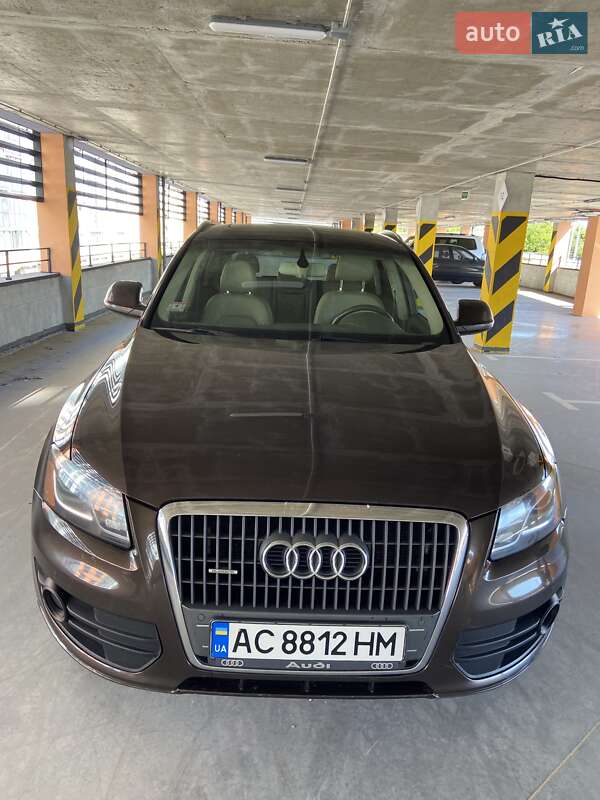 Внедорожник / Кроссовер Audi Q5 2011 в Луцке