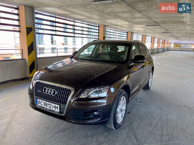 Внедорожник / Кроссовер Audi Q5 2011 в Луцке