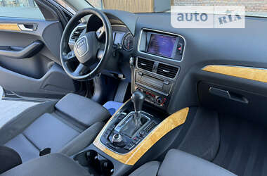 Внедорожник / Кроссовер Audi Q5 2012 в Каменец-Подольском