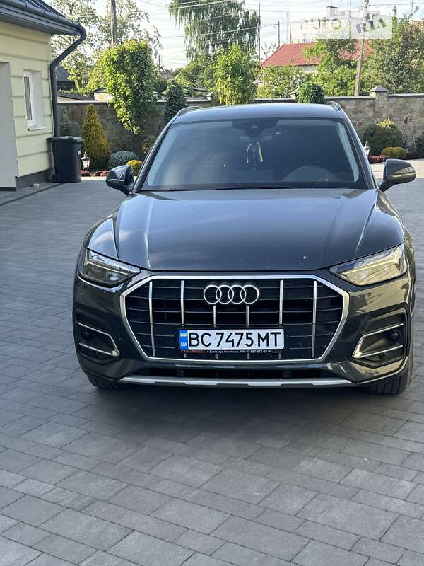 Внедорожник / Кроссовер Audi Q5 2021 в Львове