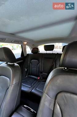 Позашляховик / Кросовер Audi Q5 2015 в 