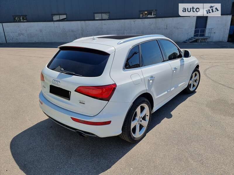Внедорожник / Кроссовер Audi Q5 2015 в Киеве