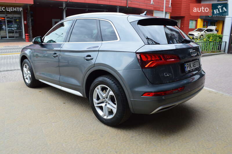 Позашляховик / Кросовер Audi Q5 2019 в Львові