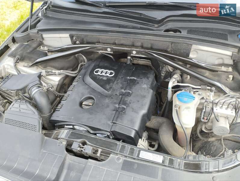 Внедорожник / Кроссовер Audi Q5 2012 в Первомайске
