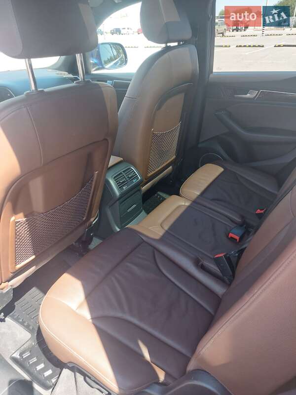 Внедорожник / Кроссовер Audi Q5 2015 в Днепре