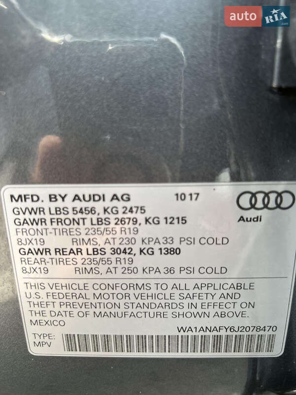 Внедорожник / Кроссовер Audi Q5 2017 в 