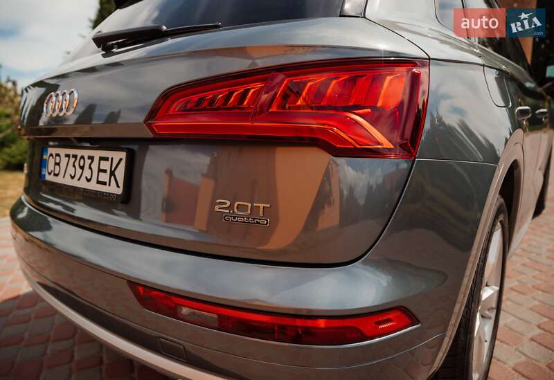 Внедорожник / Кроссовер Audi Q5 2017 в Пирятине