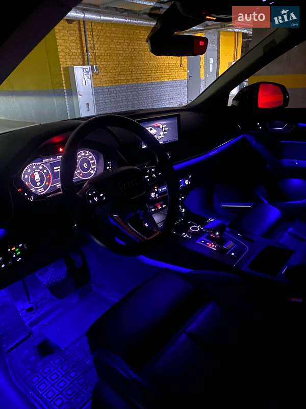 Внедорожник / Кроссовер Audi Q5 2018 в Львове