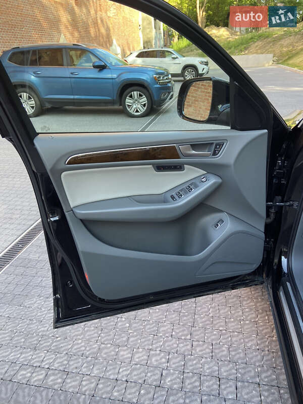 Внедорожник / Кроссовер Audi Q5 2013 в Львове