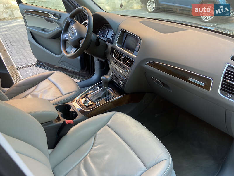 Внедорожник / Кроссовер Audi Q5 2013 в Львове