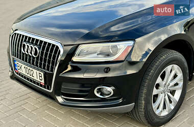 Внедорожник / Кроссовер Audi Q5 2015 в 