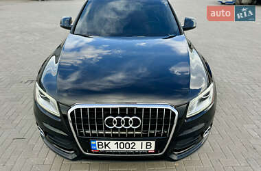 Внедорожник / Кроссовер Audi Q5 2015 в 