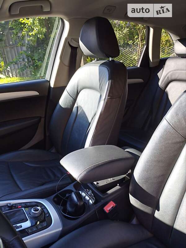 Внедорожник / Кроссовер Audi Q5 2009 в Дубно