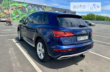 Внедорожник / Кроссовер Audi Q5 2016 в Киеве