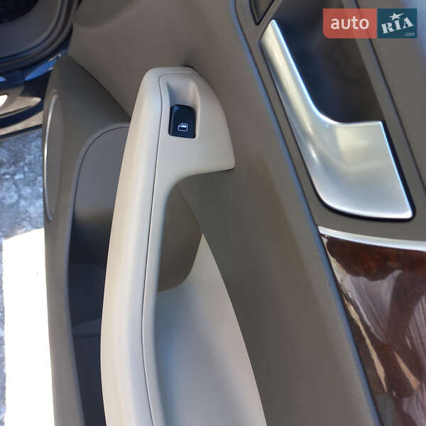Внедорожник / Кроссовер Audi Q5 2011 в Запорожье
