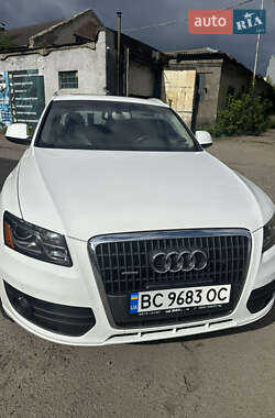 Внедорожник / Кроссовер Audi Q5 2011 в 