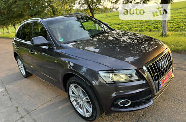Внедорожник / Кроссовер Audi Q5 2011 в 