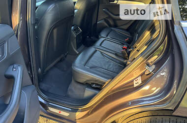 Внедорожник / Кроссовер Audi Q5 2011 в 