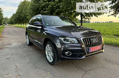 Внедорожник / Кроссовер Audi Q5 2011 в 