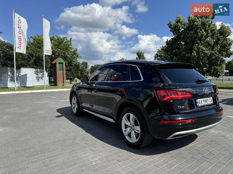 Внедорожник / Кроссовер Audi Q5 2018 в Харькове
