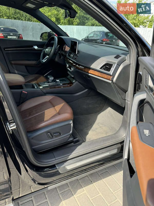 Внедорожник / Кроссовер Audi Q5 2018 в Харькове